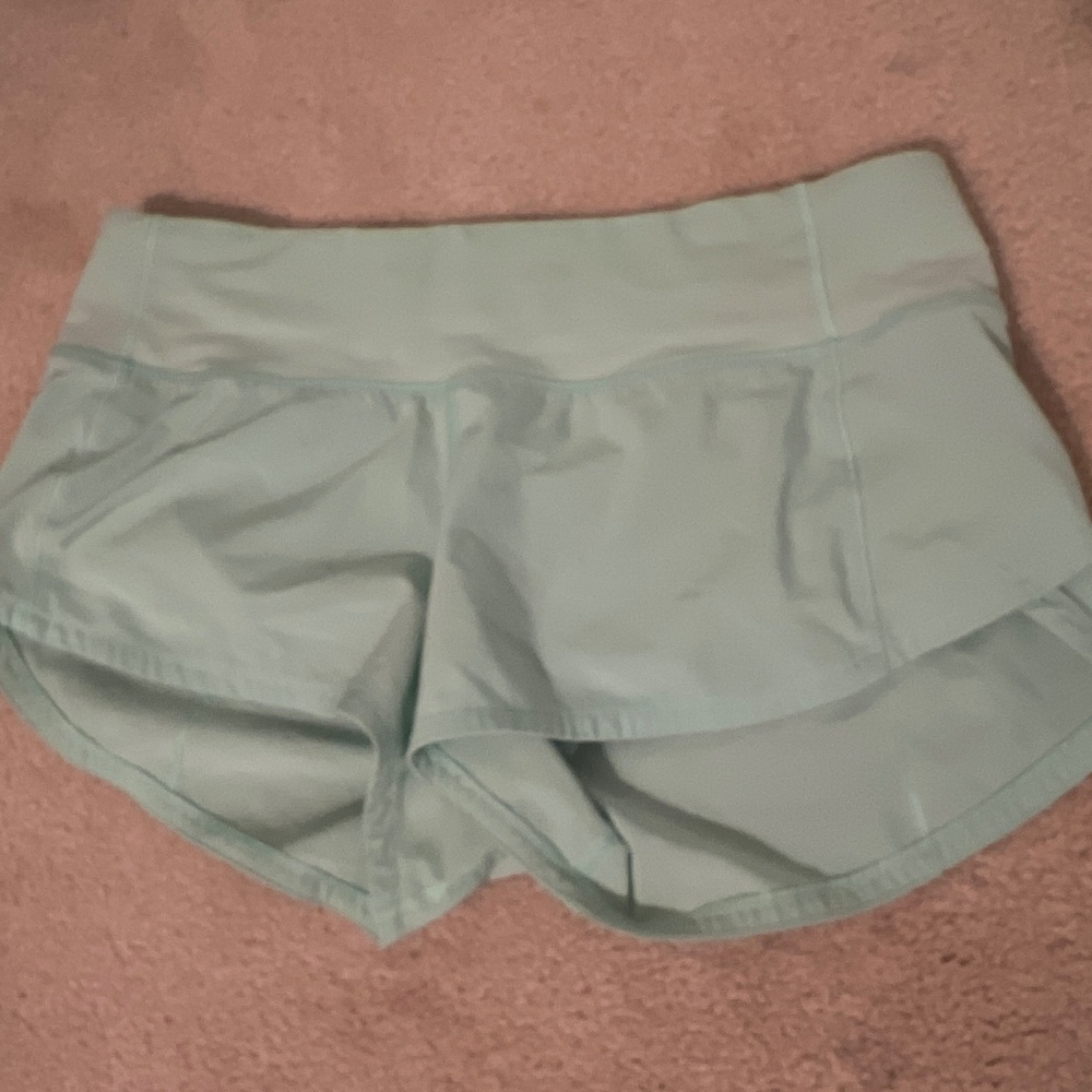 Lululemon short shorts